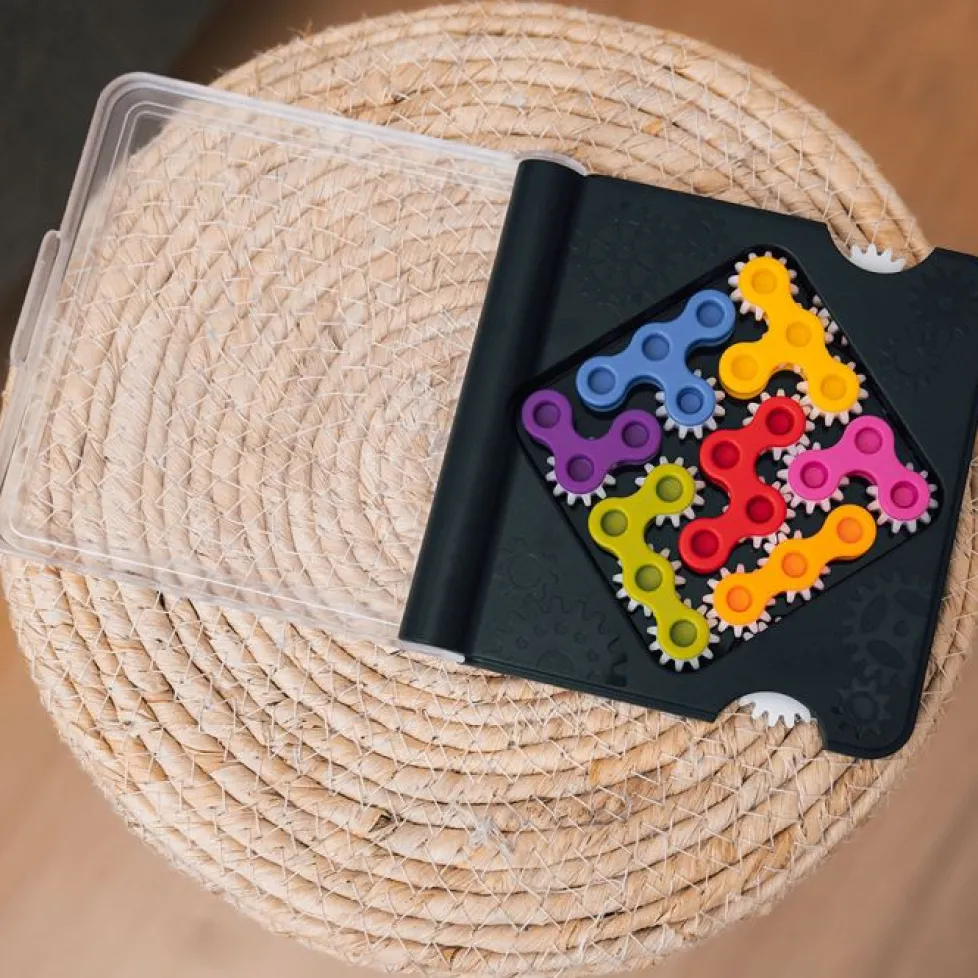 Smart Games IQ Gears Puzzle Game