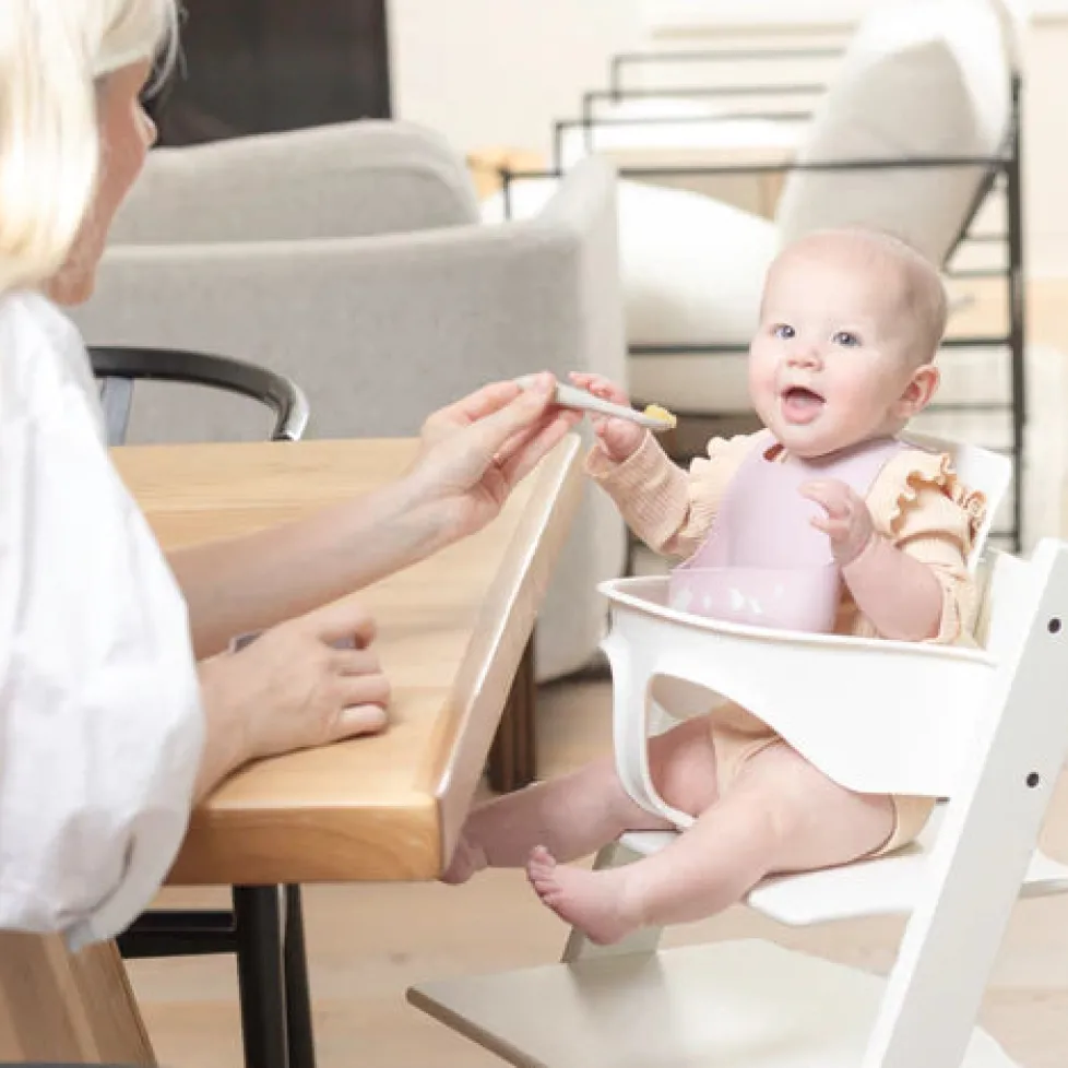 Bella Tunno Little Bites Starter Bib: Magic Unicorns