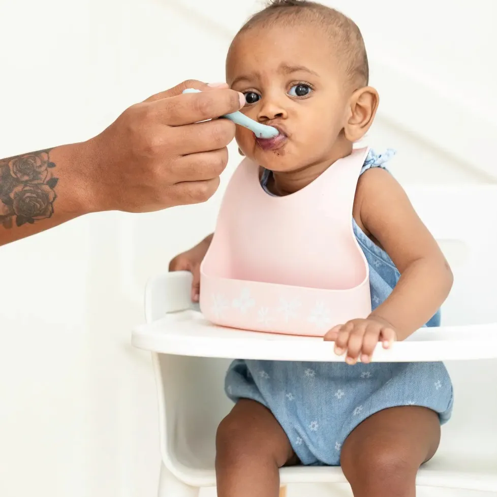 Bella Tunno Little Bites Starter Bib: Fresh Blooms