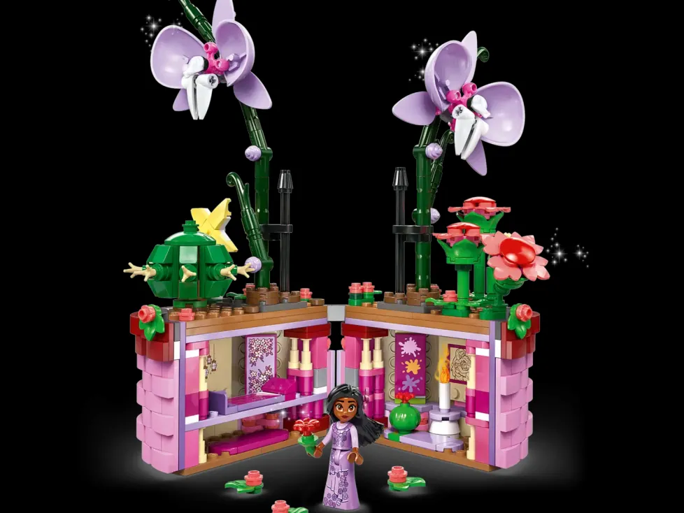 LEGO® Disney Isabela's Flowerpot 43237