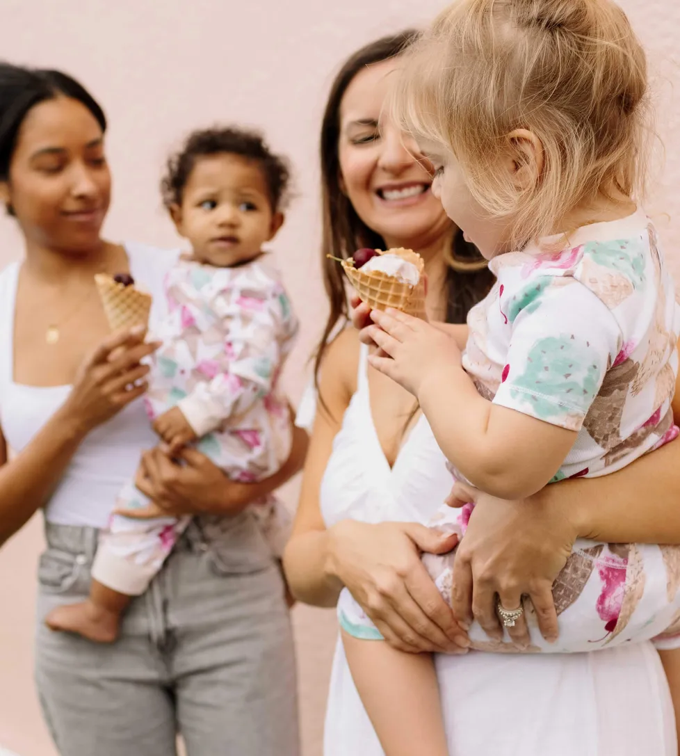 Burt's Bees Organic One-Piece Snug Fit Sleeper Ice Cream Social