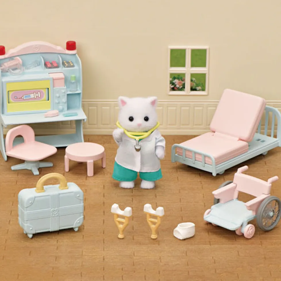 Calico Critters Village Doctor Starter Set