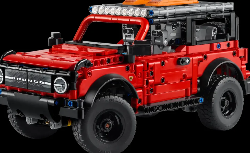 LEGO® Technic Ford Bronco® SUV 42213