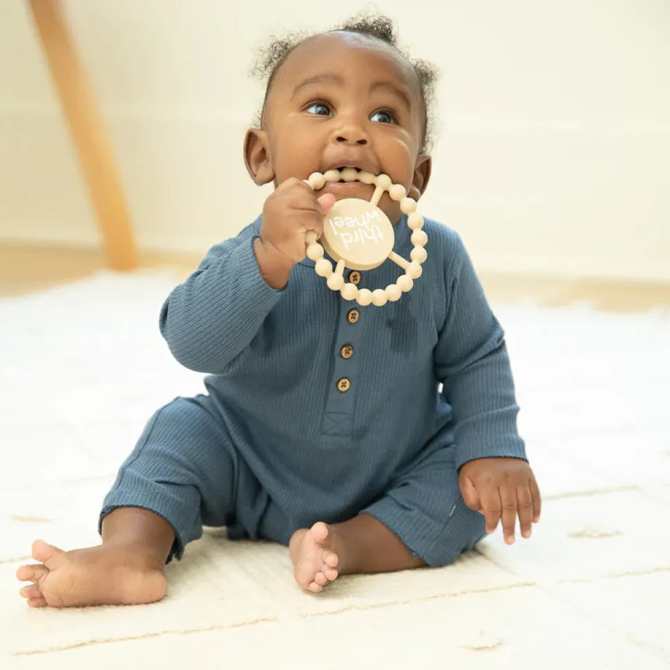 Bella Tunno Happy Teether: Third Wheel