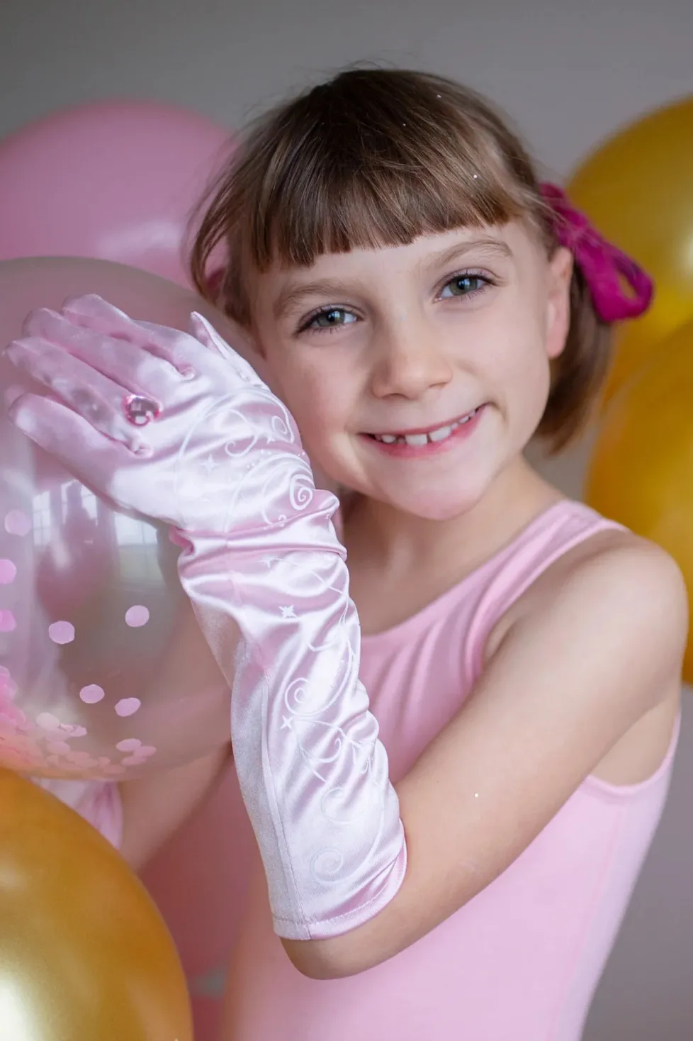 Great Pretenders Storybook Princess Gloves: Light Pink