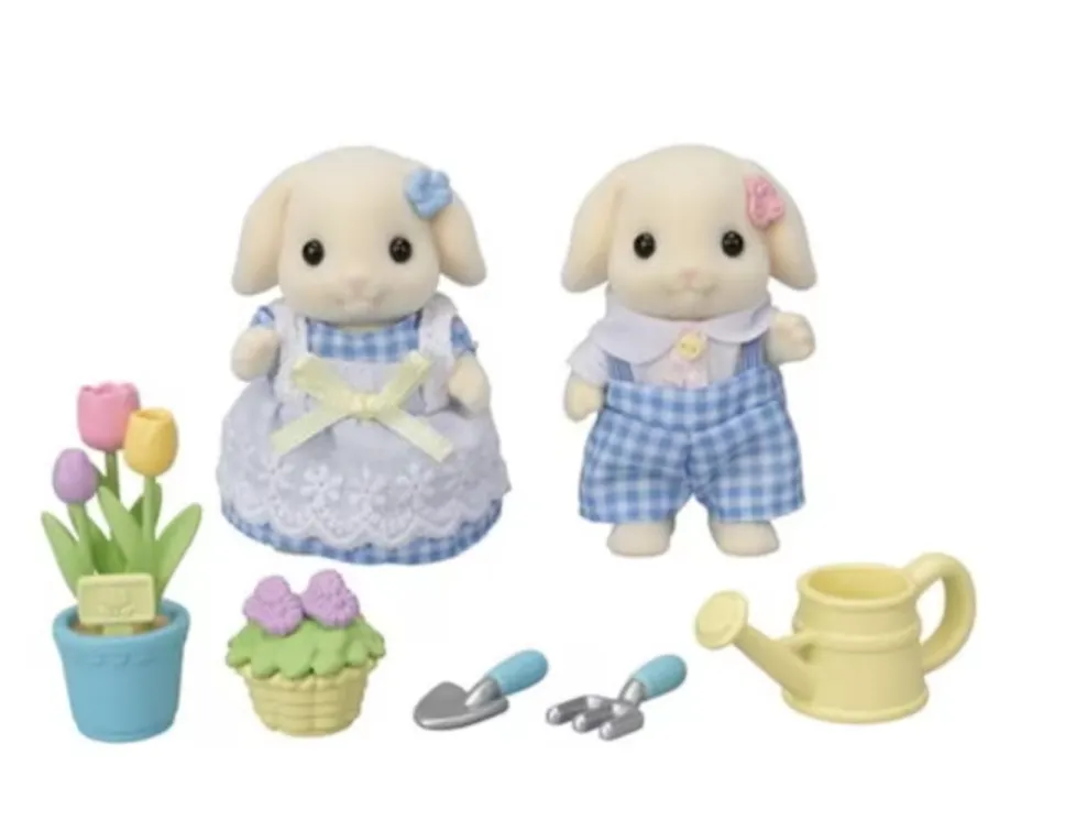 Calico Critters Blossom Garden Set