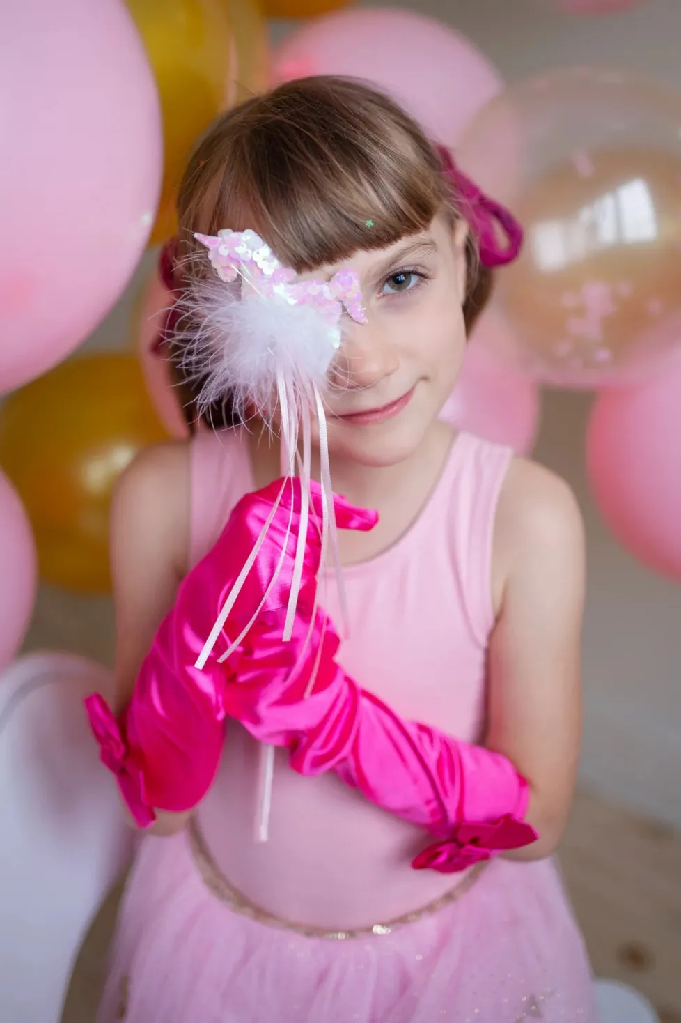 Great Pretenders Storybook Princess Gloves: Hot Pink