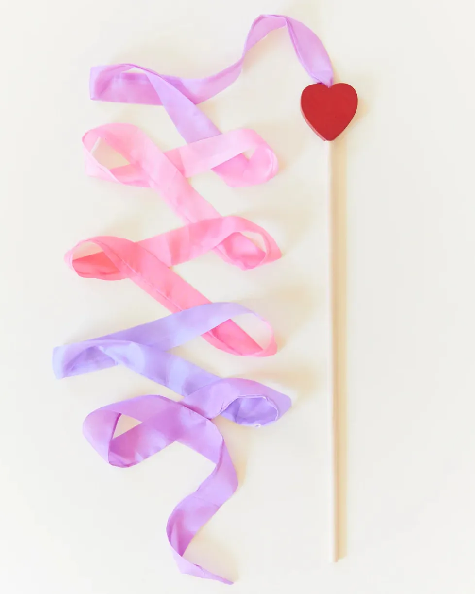 Sarah's Silks: Streamer Wand Blossom