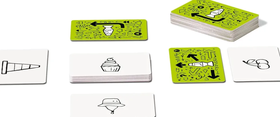 That's Not a Hat Pop Culture Card Game