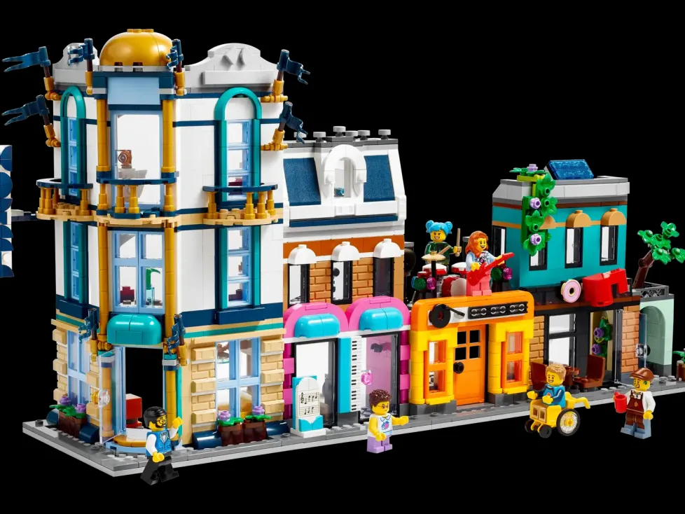 LEGO® Creator Main Street 31141