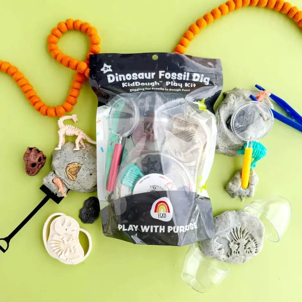 Earth Grown KidDough: Bagged Sensory Kit - Dinosaur Fossil Dig