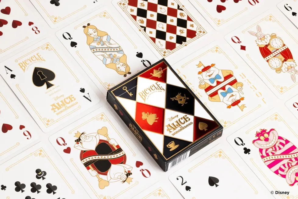 Bicycle Playing Cards: Disney Alice in Wonderland