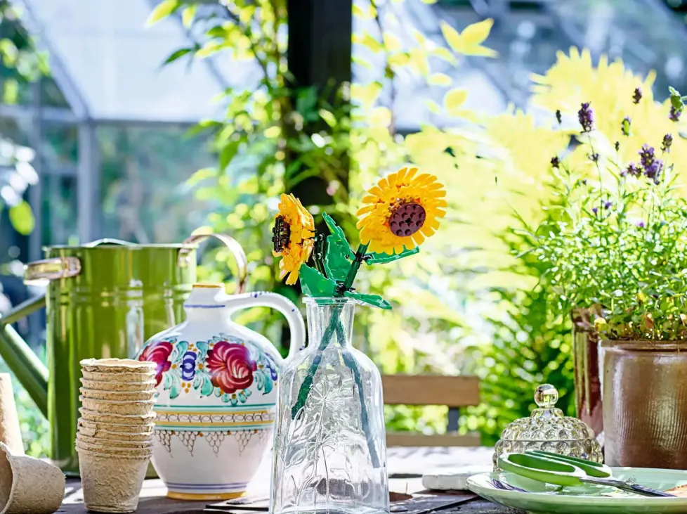 LEGO® Sunflowers 40524