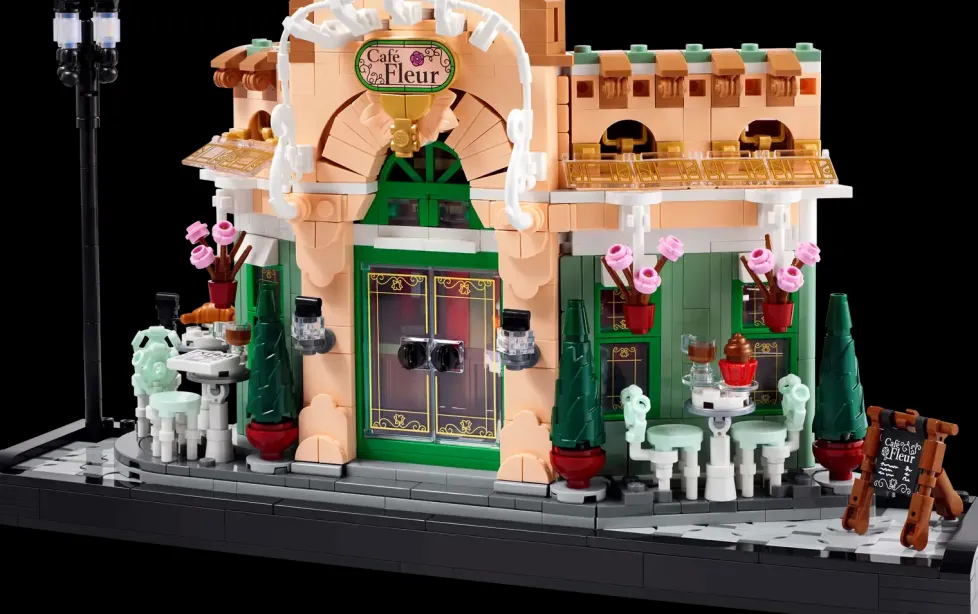 LEGO® Icons French Café 10362