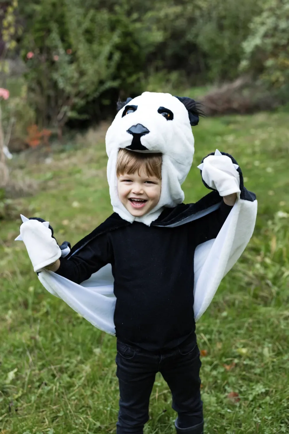 Great Pretenders Panda Cuddle Cape